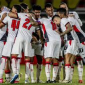 Time do Vitória em 2025, semifinal do Campeonato Baiano, contra o Atlético-BA