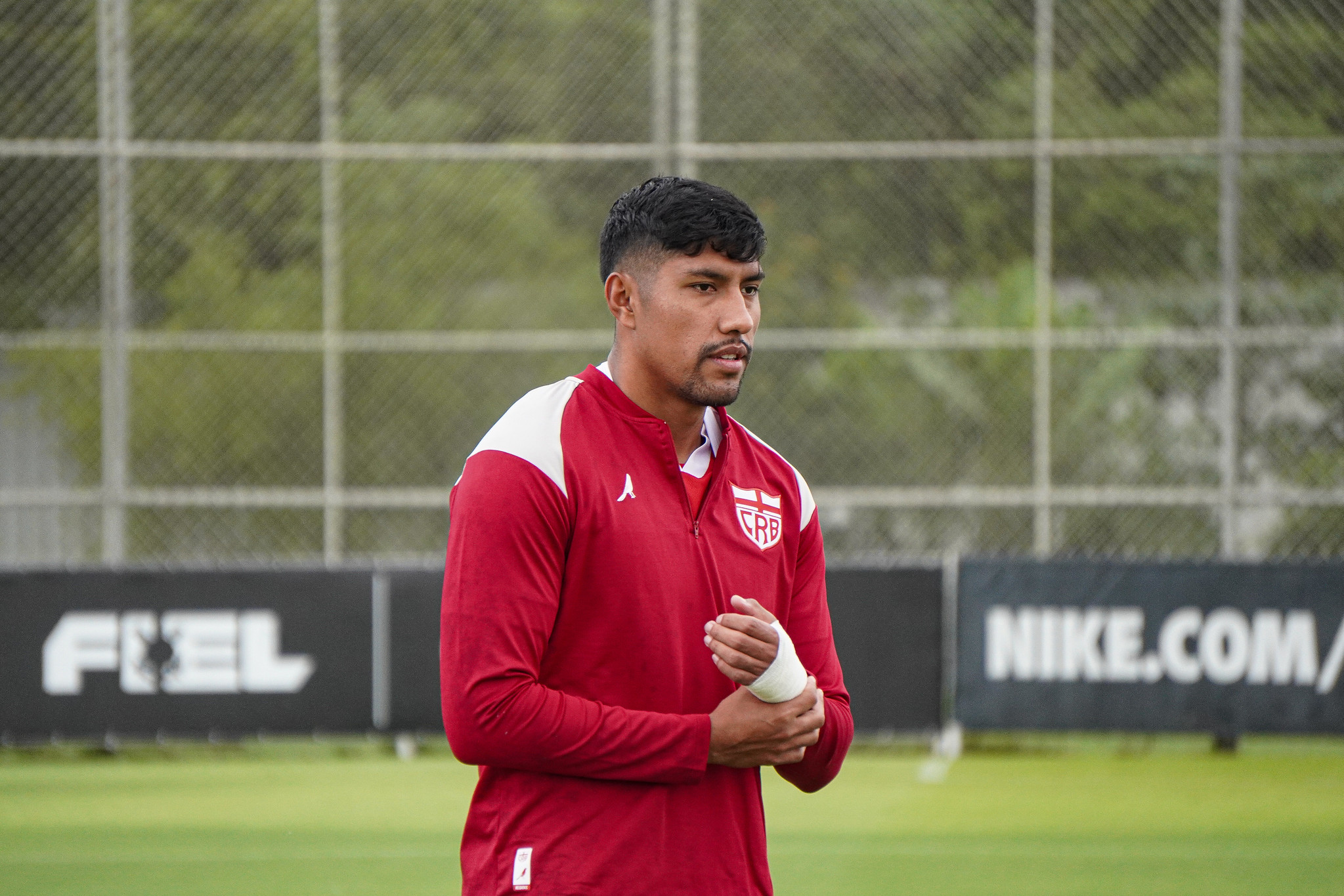 Segovia retorna aos treinos e reforça o CRB contra o Santos na Copa do Brasil 1 Segovia - Zagueiro - CRB