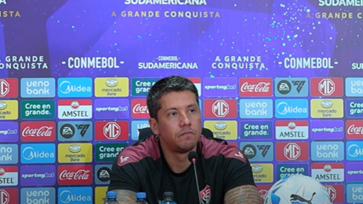 Vitória - Thiago Carpini