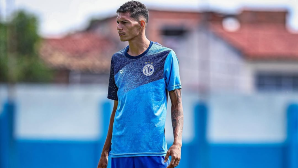 Renilson projeta disputa do Confiança na Série C e a estreia na competição 1 Renilson zagueiro Confiança