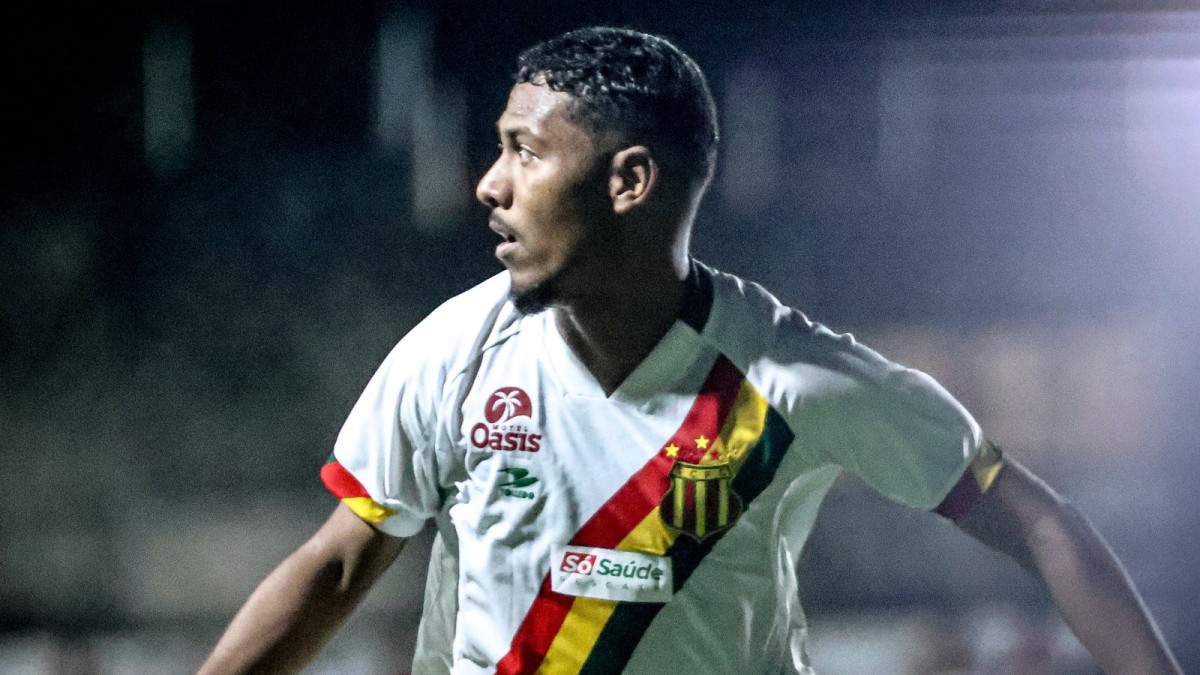 Sampaio Corrêa anuncia saída do atacante Alan James e lateral Lucas Kawan 1 Lucas Kawan, lateral que está de saída do Sampaio Corrêa