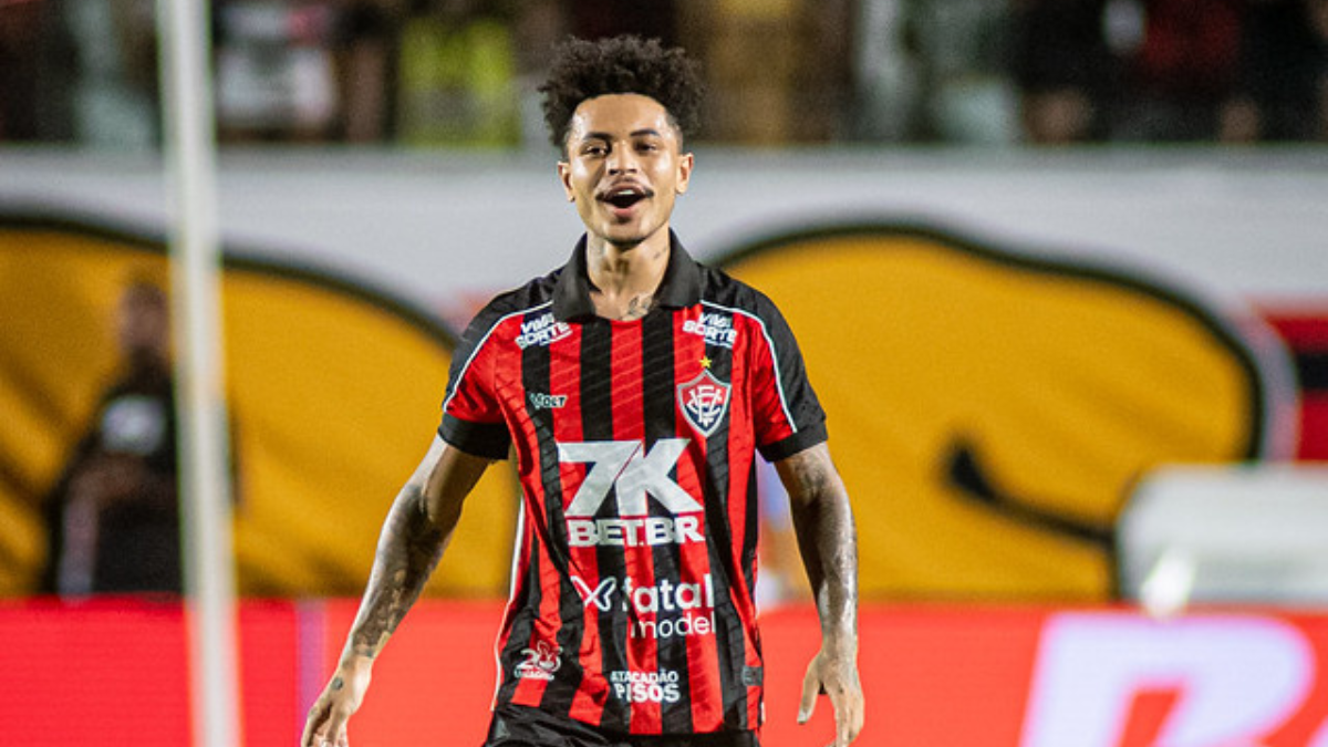 Matheuzinho - Vitória