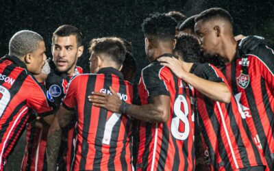 Vitória deve ter mudanças para enfrentar o Grêmio; Rato e Carlinhos são opção no banco