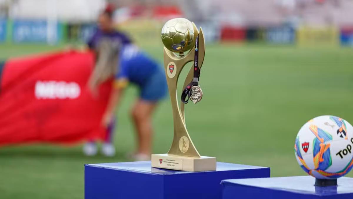 Sousa vai receber nova taça após original quebrar durante comemoração do título paraibano