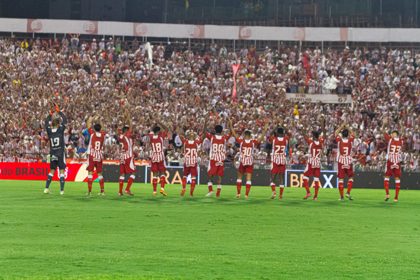 Mantendo a base: Náutico deve repetir escalação pelo 3º jogo consecutivo contra a Ponte Preta 1 Torcida do Náutico nos Aflitos