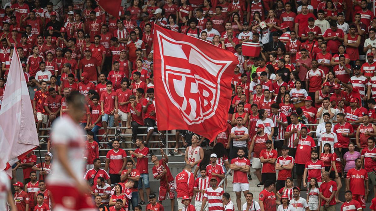 CRB anuncia ingressos esgotados para duelo decisivo contra o Santos na Copa do Brasil