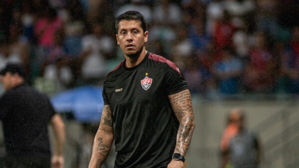 Vitória - Thiago Carpini