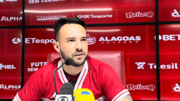Giovanni é apresentado no CRB, explica saída do Paysandu e destaca: "Acredito no objetivo do acesso" 1 Giovanni - Novo reforço do CRB