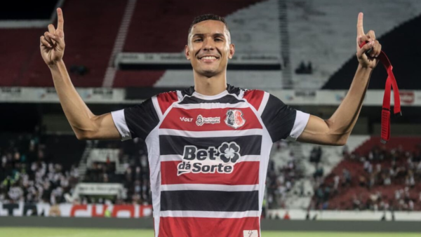 Santa Cruz anuncia renovação com o zagueiro Matheus Vinícius 1 Matheus Vinícius - Zagueiro do Santa Cruz