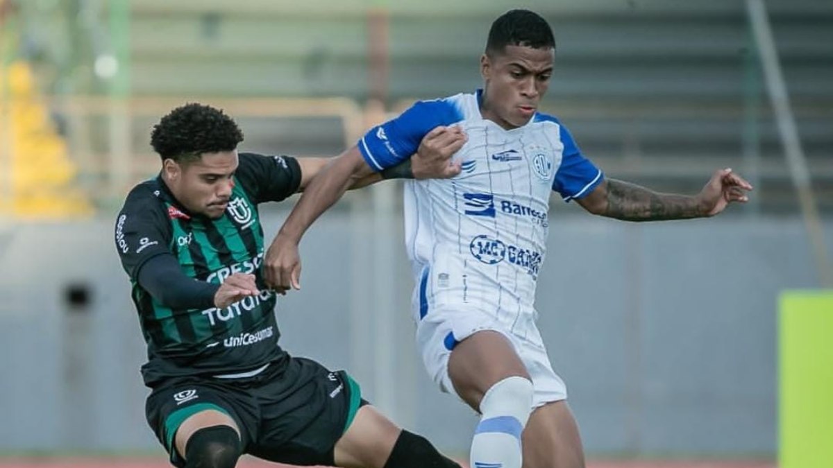 Confiança fica duas vezes à frente no placar, mas perde de virada para o Maringá pela Série C