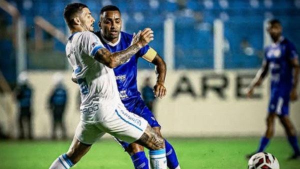 Confiança perde para o Londrina e segue na lanterna da Série C 1 Confiança 0x2 Londrina - Série C 2025