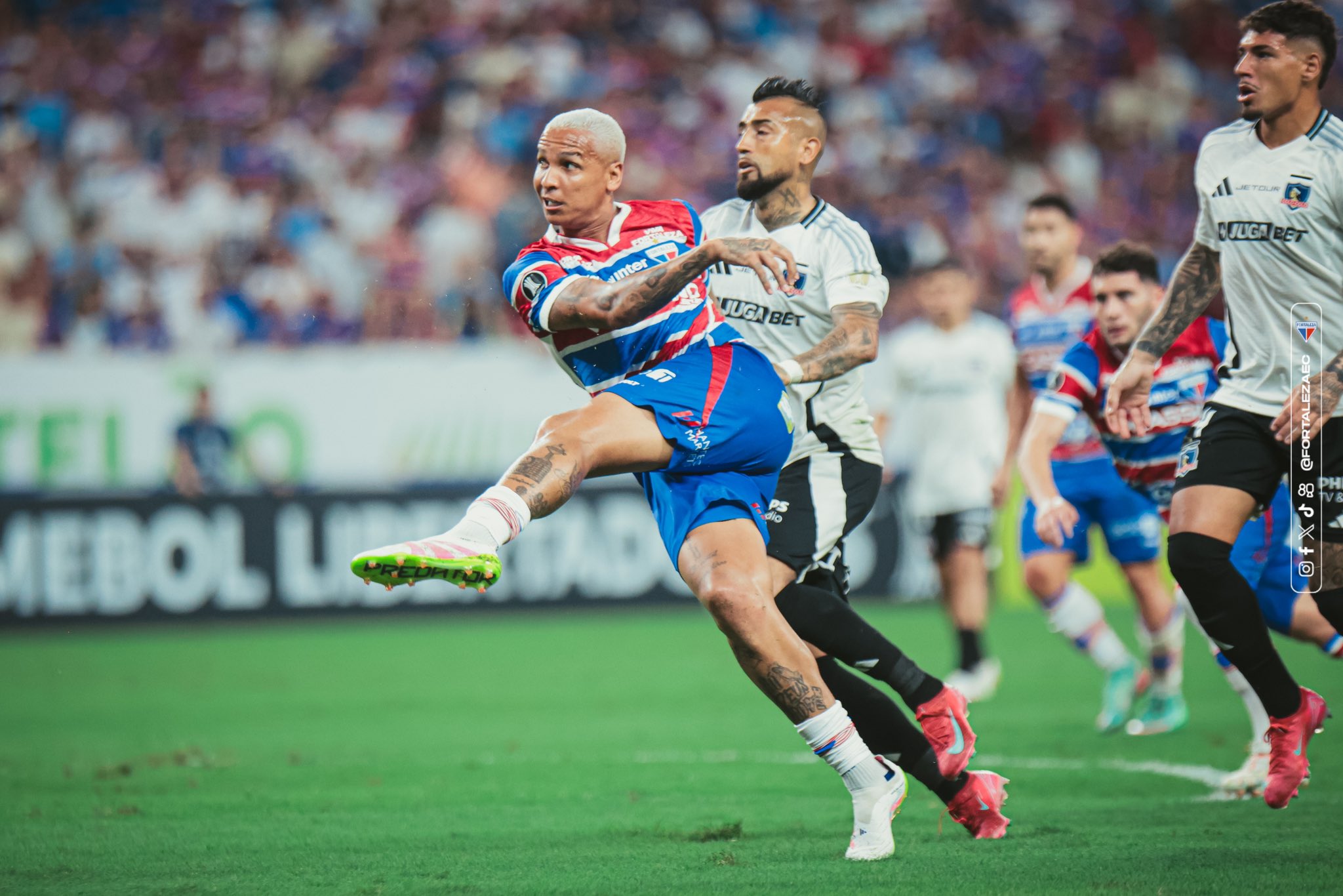 Libertadores: Fortaleza deslancha no primeiro tempo e goleia o Colo-Colo no Castelão