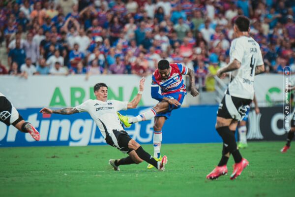 Vitória contra o Colo-Colo foi a maior do Fortaleza na fase de grupos da Libertadores 1 Marinho - Colo-Colo - Fortaleza - Libertadores - Arena Castelão