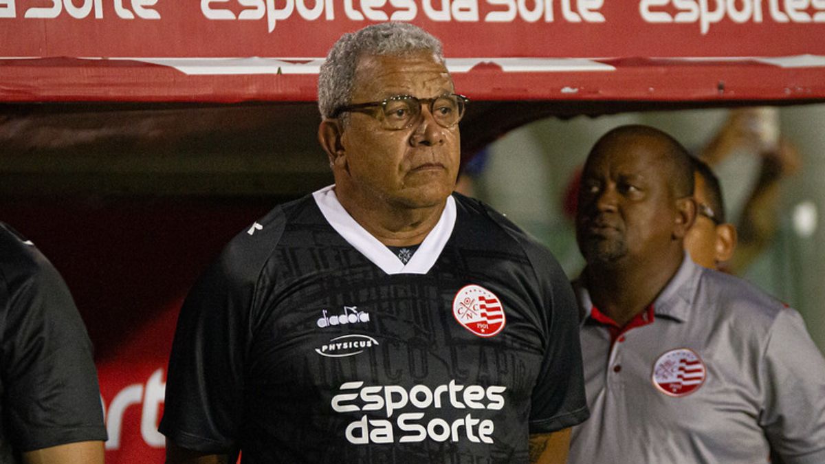Após vitória por goleada, técnico do Náutico celebra crescimento tático do elenco