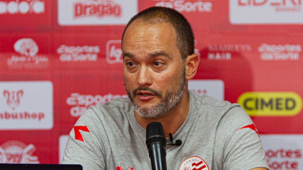 Com Luiz Paulo fora da temporada, Náutico busca lateral-esquerdo no mercado