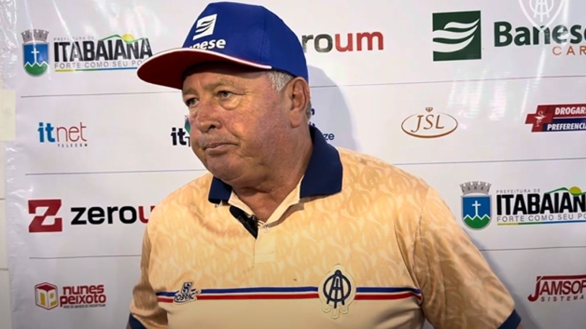 Técnico do Itabaiana cobra melhora defensiva e reclama de arbitragem em empate contra o Figueirense