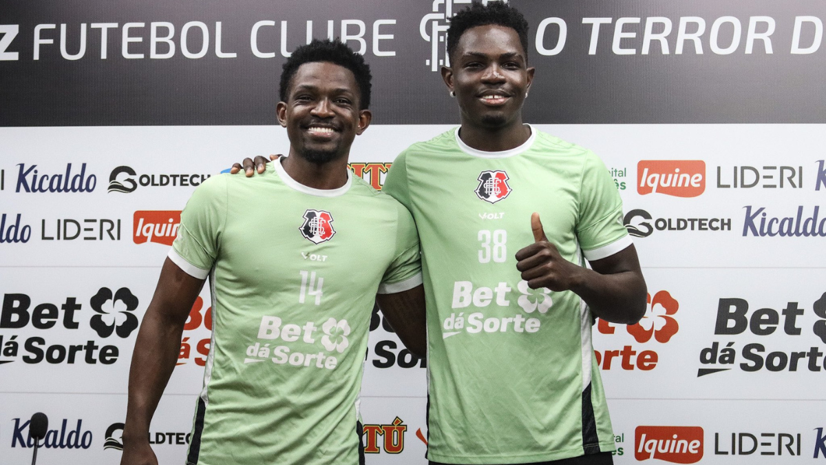 Santa Cruz anuncia o primeiro contrato profissional do zagueiro Janderson, irmão do lateral-direito Israel
