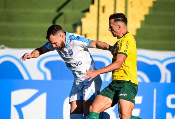CSA é superado pelo Ypiranga e perde invencibilidade na Série C 1 CSA - Ypiranga - Série C