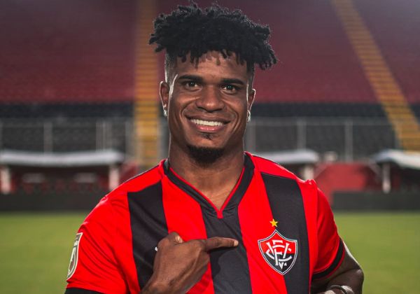 Jamerson valoriza semana livre do Vitória antes de encarar o Ceará: “Foi bom ter essa pausa” 1 Jamerson - Vitória