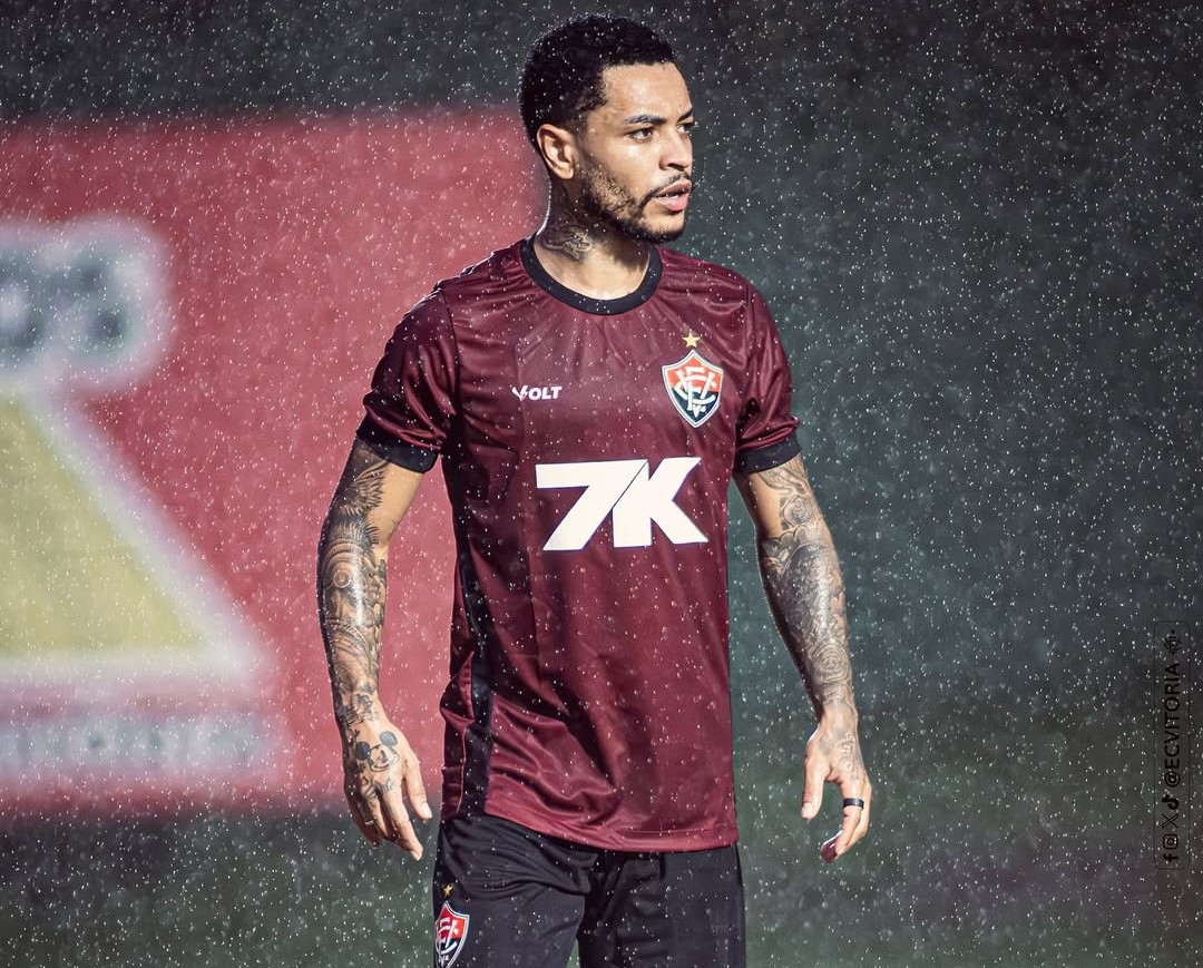 Vitória inicia preparação para enfrentar o Santos pela Série A