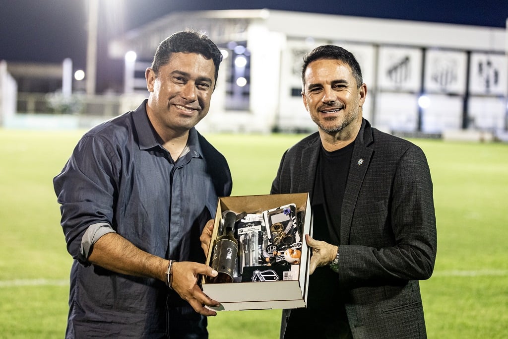 Ceará recebe a visita do Diretor de Seleções da CBF no CT de Porangabuçu 1 João Paulo Silva, presidente do Ceará, e Rodrigo Caetano, diretor de seleções da CBF
