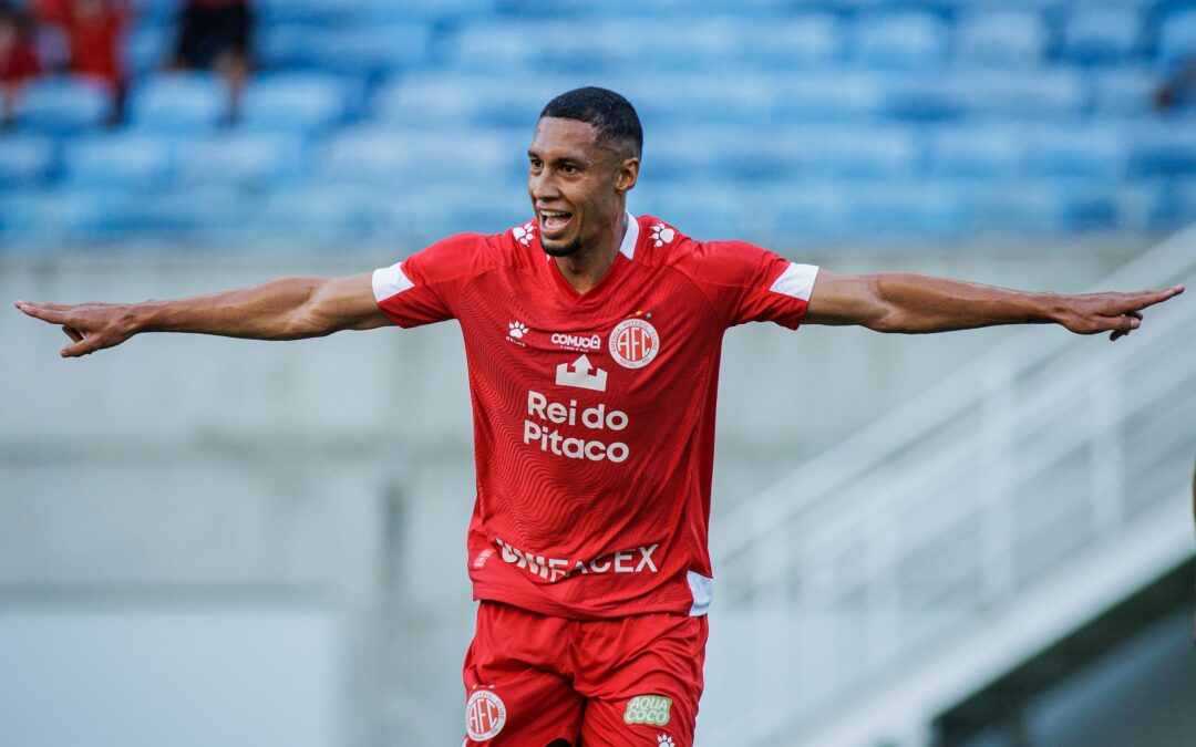 Salatiel assina pré-contrato com clube da Série C e deixará o América-RN