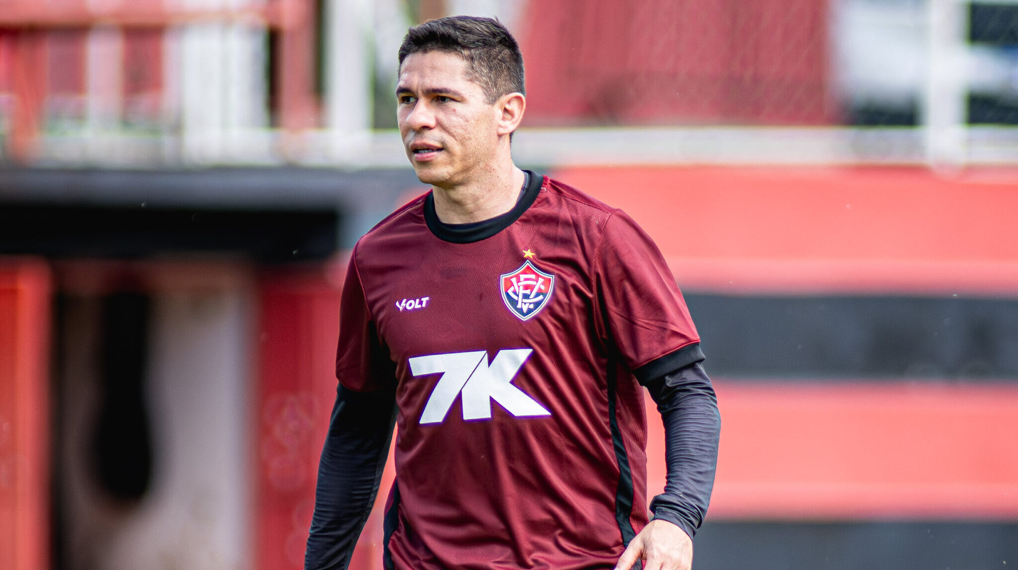 Osvaldo pode reforçar o Vitória contra o Cruzeiro