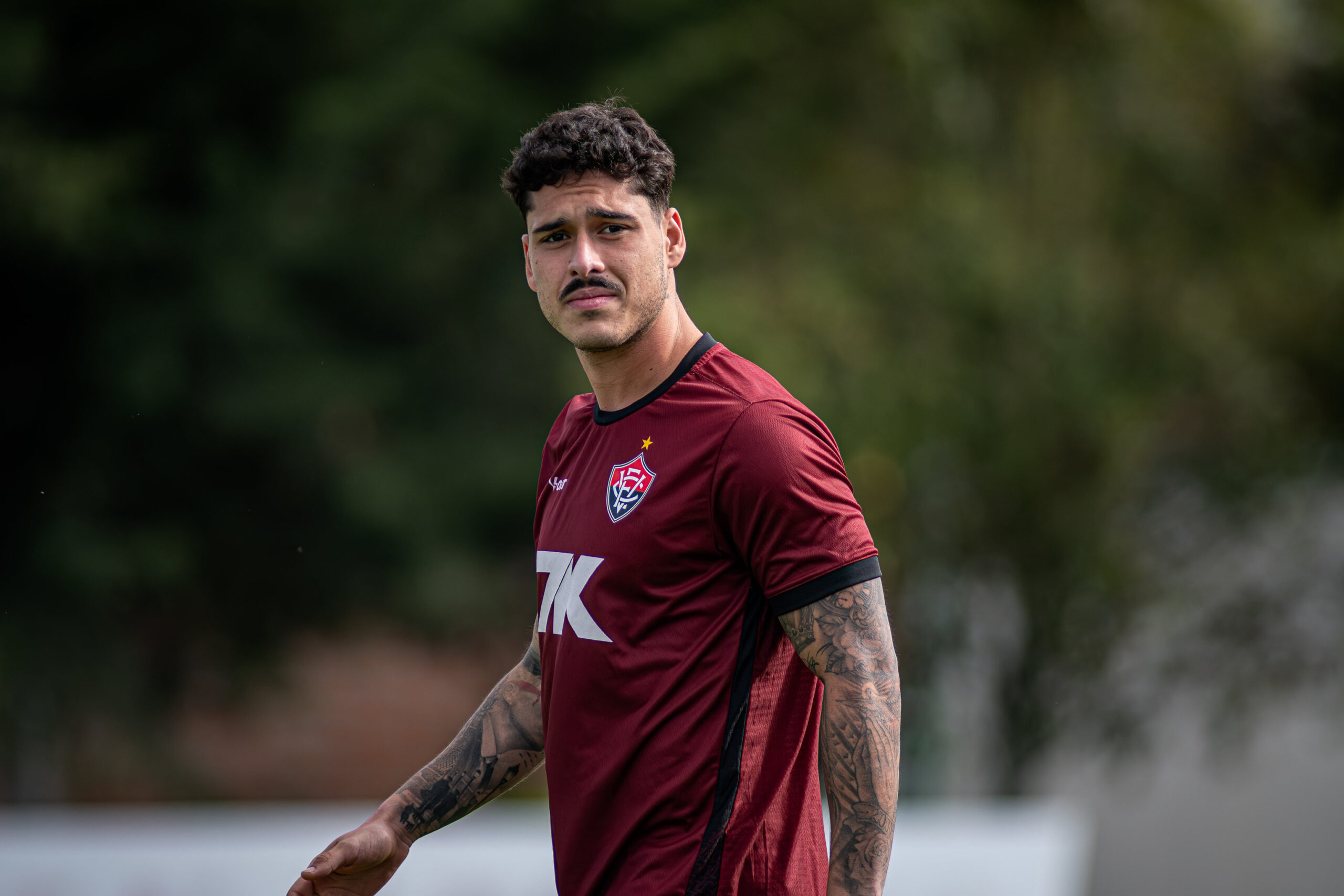 Vitória tem três desfalques para partida contra o Cruzeiro, pela Série A 1 Lucas Halter, zagueiro do Vitória