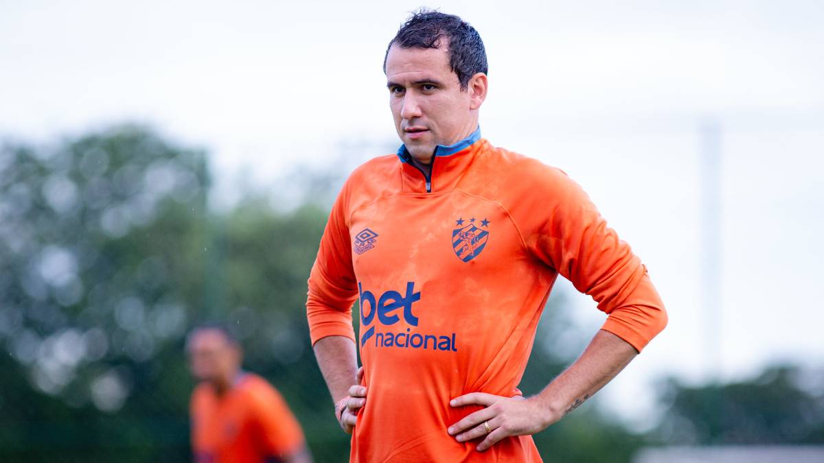 Pablo valoriza intertemporada no Sport e projeta evolução com Daniel Paulista: “É uma oportunidade única para crescer”