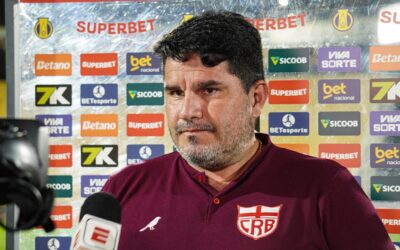 Técnico do CRB lamenta falta de eficiência no ataque e assume responsabilidade pela derrota