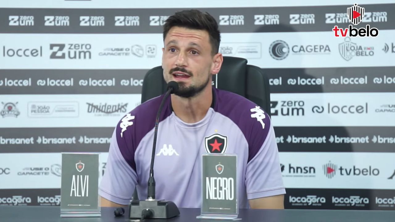 Goleiro do Botafogo-PB aponta baixa confiança do elenco, pede união e admite rendimento abaixo na Série C