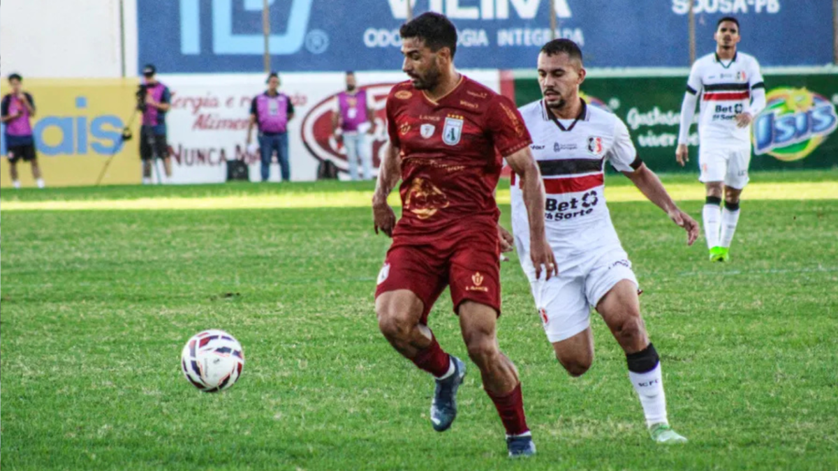 Na Série D, o Santa Cruz enfrenta o Sousa-PB pela quarta vez na história