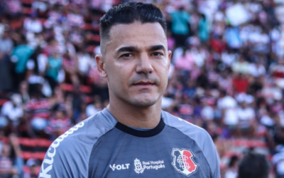 Goleiro do Santa Cruz admite erro e desabafa após vaias: “Quem é torcedor de verdade, eu não preciso dar explicação”
