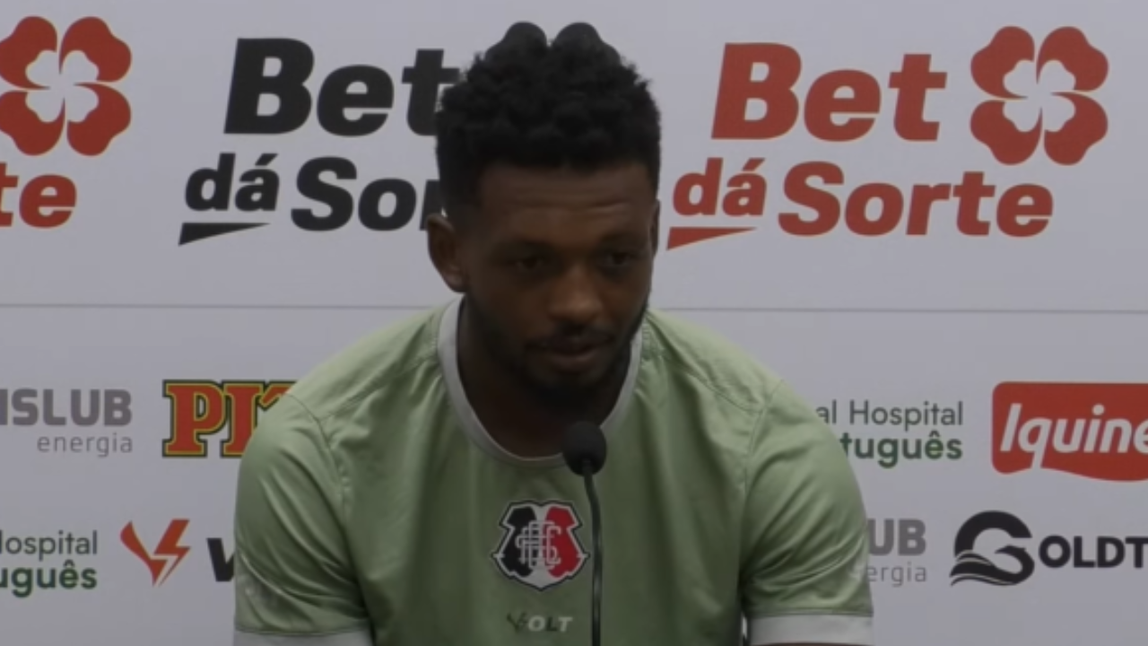 De volta aos trabalhos, lateral do Santa Cruz valoriza sequência e foca em momento decisivo da Série D