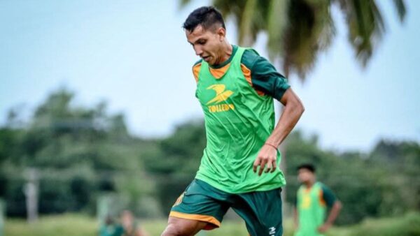 Sampaio Corrêa encerra preparação para partida contra o Tocantinópolis 1 Cavi em treino no Sampaio Corrêa