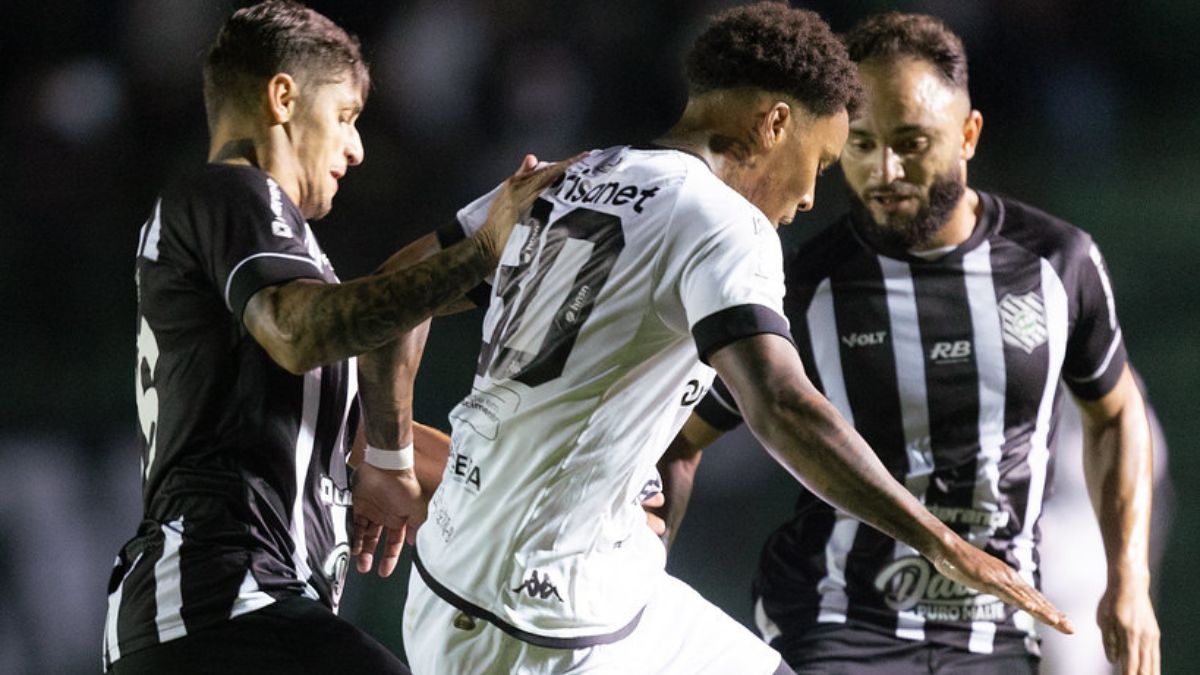 Botafogo-PB perde para o Figueirense e segue fora do G-8 da Série C