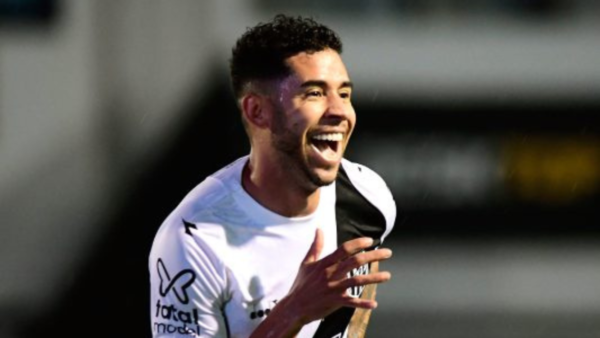 Renato tem nome publicado no BID e está apto a estrear pelo Santa Cruz 1 Renato - Novo atacante do Santa Cruz na época da Ponte Preta