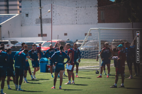 Após jogo contra o Santos, elenco do Fortaleza ganhará período de férias 1 Fortaleza - Treino - Pici