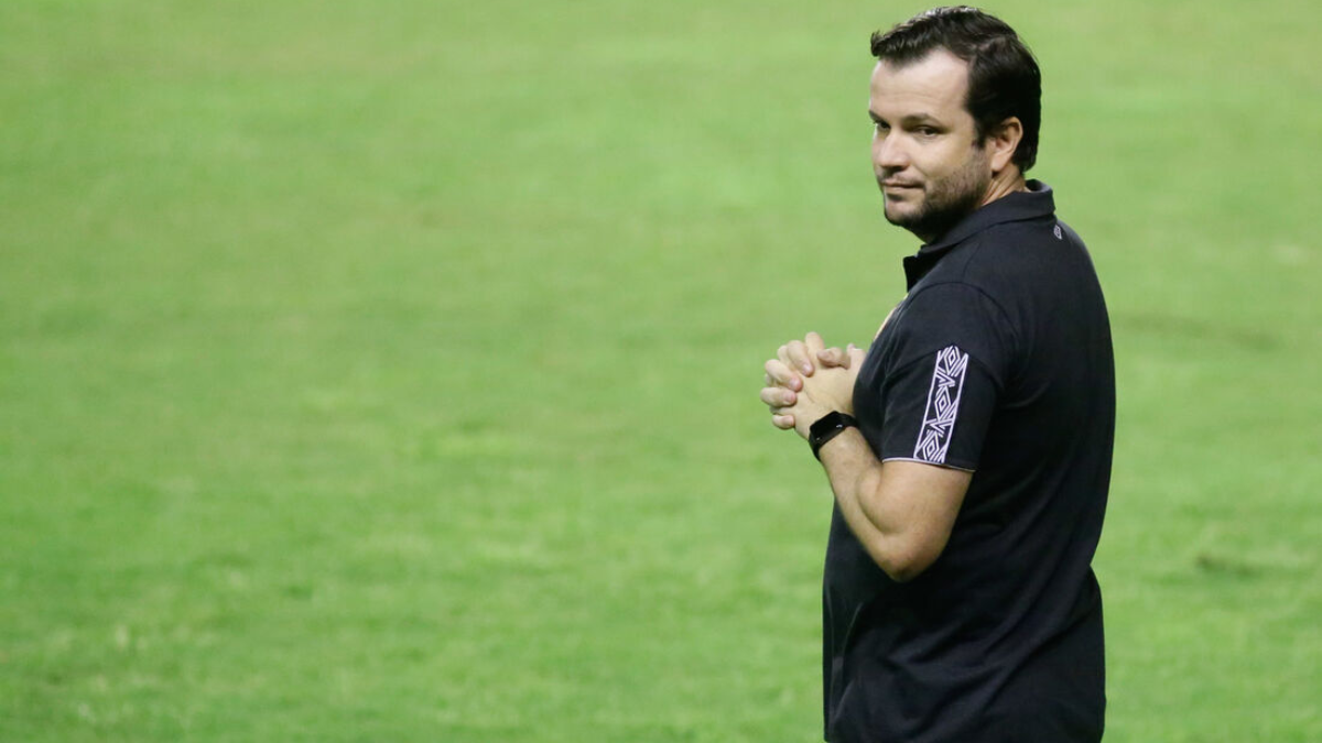 Novo técnico do Sport, Daniel Paulista chega ao Recife nesta terça-feira