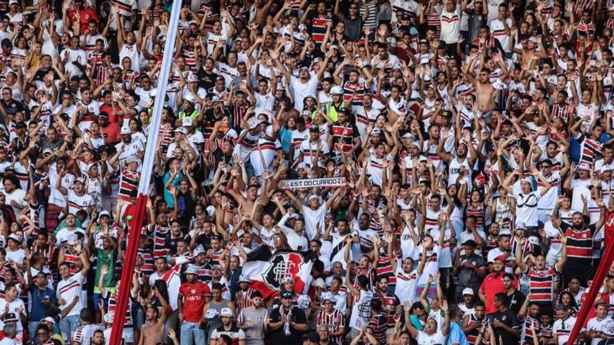 Santa Cruz - torcida no Arruda
