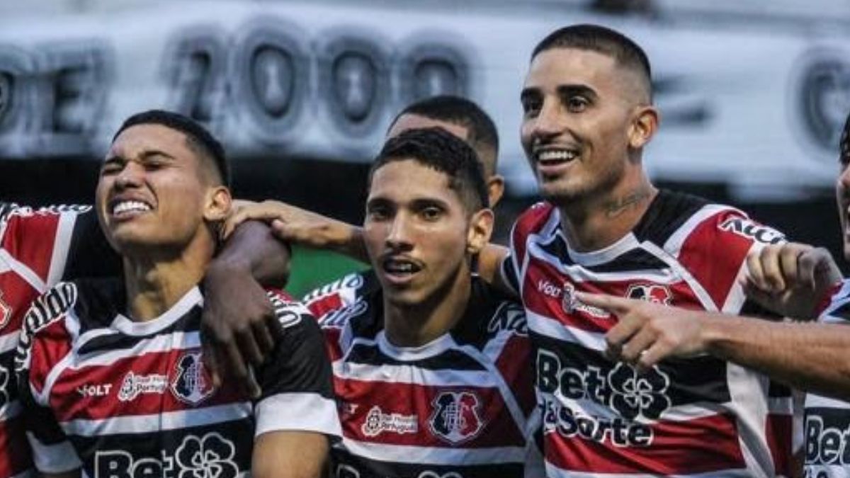 Thiaguinho, Geovany e Thiago Galhardo - Santa Cruz