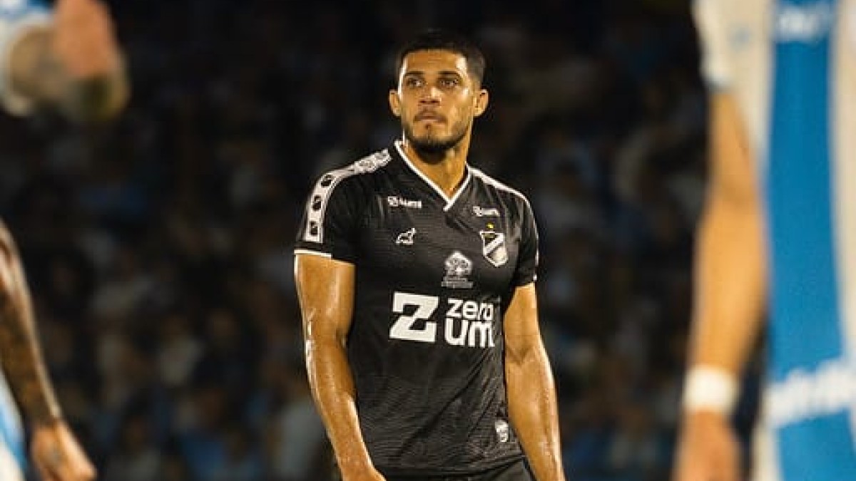 ABC anuncia saída do zagueiro Wendel 1 Zagueiro Wendel está saindo do ABC