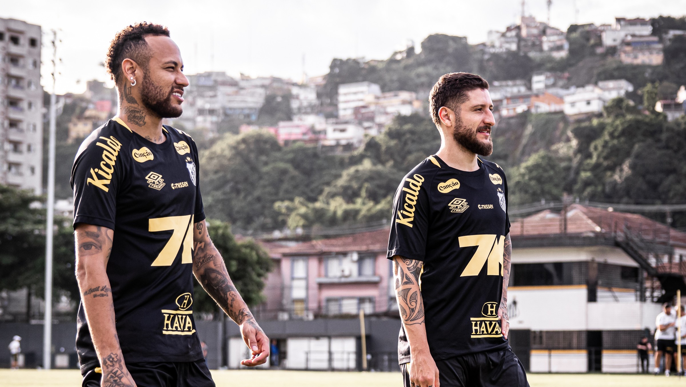 Santos relaciona 23 jogadores para jogo contra o Fortaleza; Neymar cumpre suspensão
