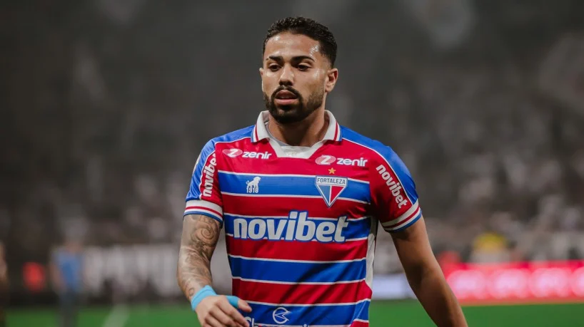 Vitória demonstra interesse em Calebe, do Fortaleza