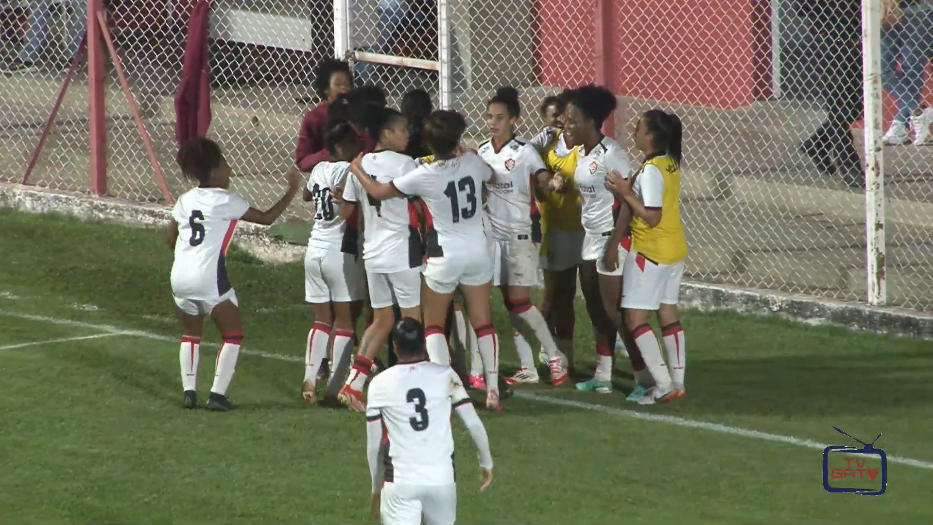 Nos minutos finais, Vitória bate o Itabirito e avança para a terceira fase da Copa do Brasil Feminina