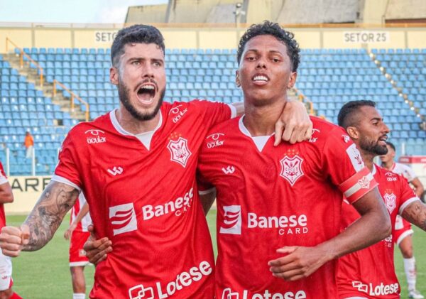 Série D: ASA bate o Lagarto e segue na liderança, Sergipe vence o Penedense e Juazeirense perde para o União 1 Equipe do Sergipe comemora o gol - Foto: Guilherme Dayan/CSS
