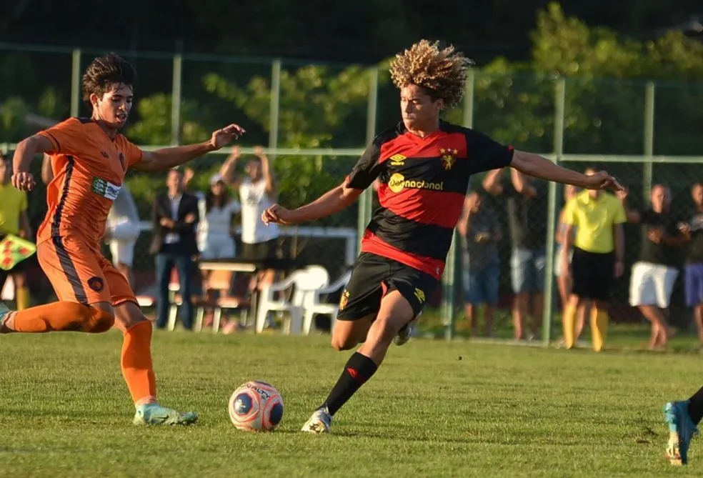 Lukas Zuccarello, atualmente no Vasco, na sua época do Sport - Foto: Reprodução