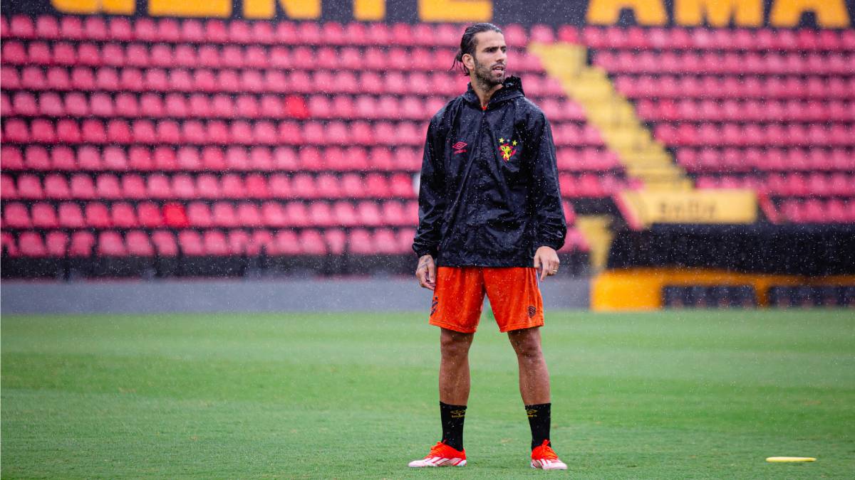 Sérgio Oliveira vira desfalque no Sport por lesão no tornozelo; veja atualização do DM
