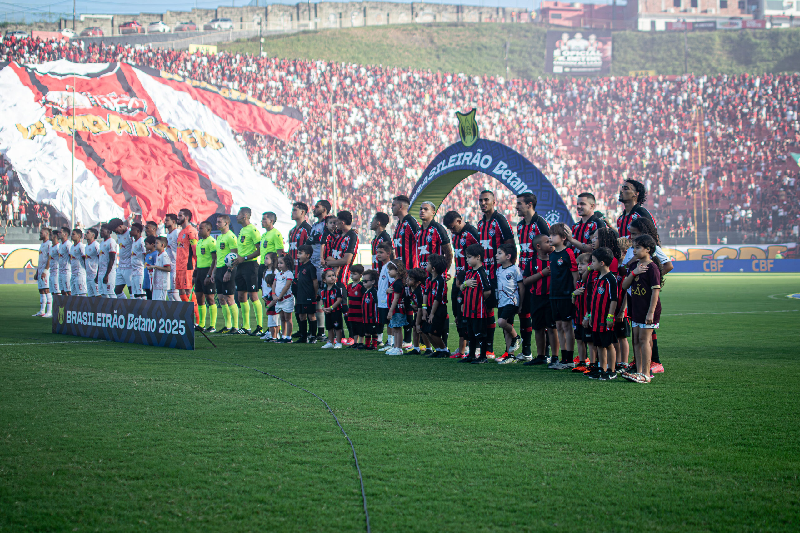 Com quatro jogos a menos, Vitória iguala pontuação do primeiro turno de 2024