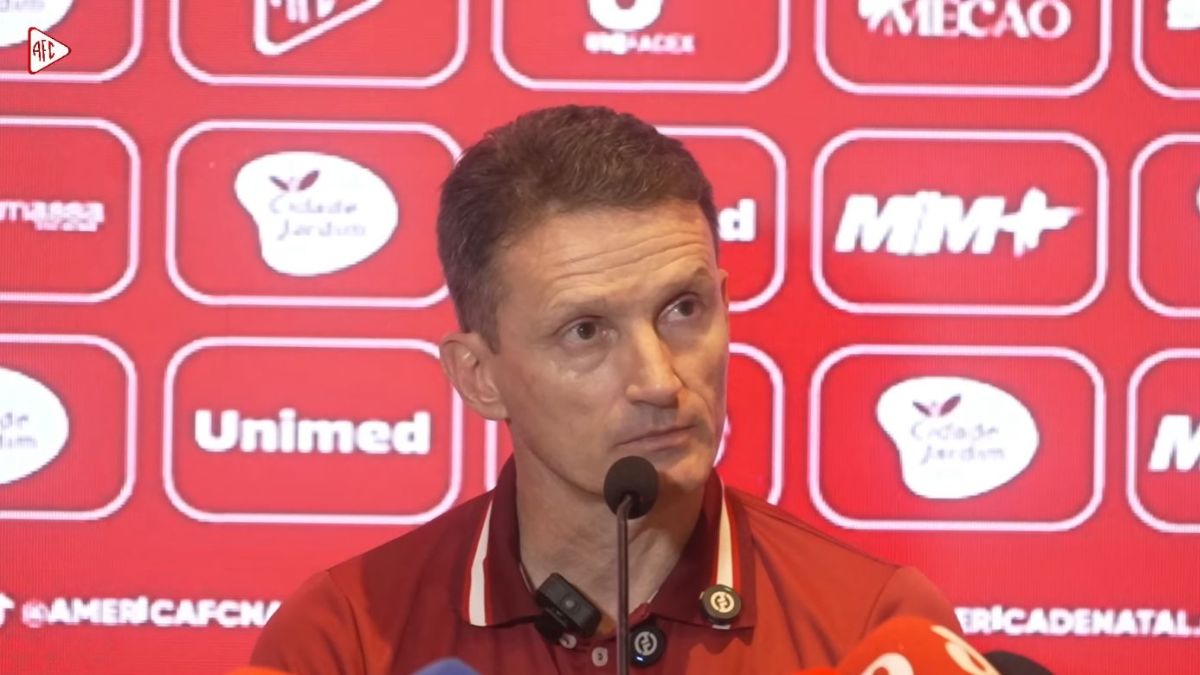 Técnico do América-RN valoriza campanha de líder na Série D e alerta para “nova competição” no mata-mata